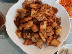 -汗腾格里·风味餐厅(新疆驻京办店)