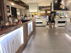 -亚特兰蒂斯-番红花海鲜自助餐厅·鲜活海鲜·小火锅