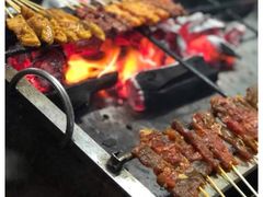 沙爹-东海岸人工湖美食村