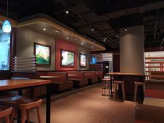 大堂-The Habit Burger Grill 哈比特汉堡(复兴soho店)