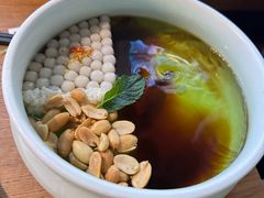 -吃饭皇帝大土家民族菜(荟聚店)