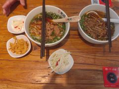 -湘人龙记老长沙米粉(鸟巢店)