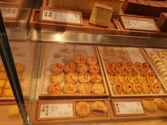 面包甜点陈列柜-泸溪河桃酥(欧尚店)