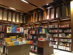-诚品(信义店)