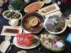-小天鹅火锅·一线江景洪鼎旗舰店(洪崖洞店)