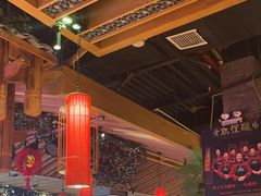 -野山舂·贵州现舂酸汤火锅(鸿通城店)