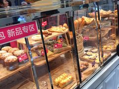 面包甜点陈列柜-味多美(江桥万达店)