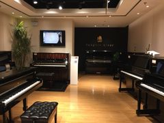 -柏斯音乐艺术中心·钢琴·吉他(上音店)