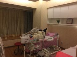 -成都苗方清颜专业祛痘