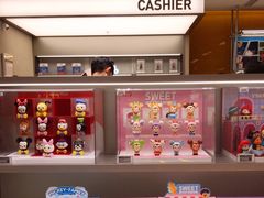 -泡泡玛特POPMART(蓝色港湾店)