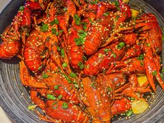 -肥肥虾庄·金牌油焖大虾(沙湖店)