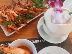 大虾沙拉-Chom Cafe and Restaurant