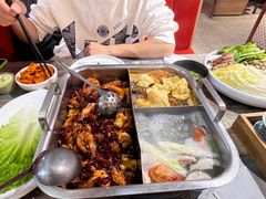 -鸡遇虾煲干锅火锅(小寨金莎店)
