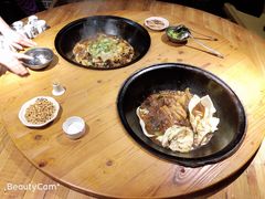 -咱屯子铁锅炖直营店(南湖大路店)