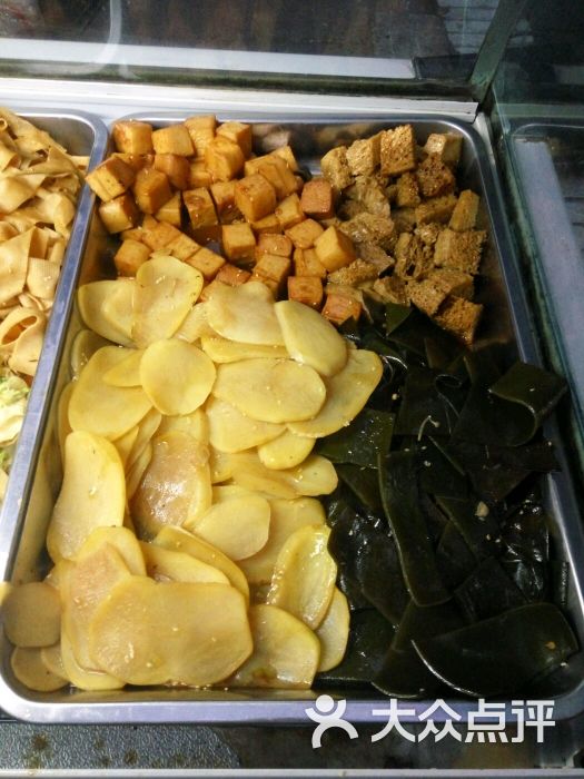 一品黑鸭鱼豆腐图片