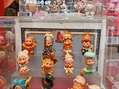 -泡泡玛特POPMART(万达店)