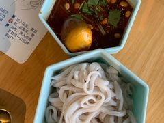 -包整·丝娃娃(一览甲秀楼风景店)