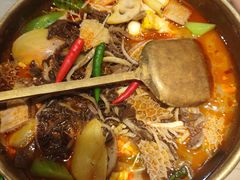 -毛肚向右·川渝毛肚王(经开永旺店)