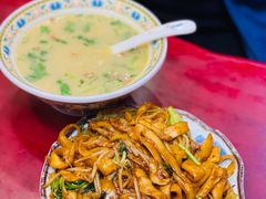 -金杨拉面王小吃面馆·牛三宝面·红烧牛肉粉