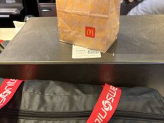 -麦当劳(七宝乐购店)
