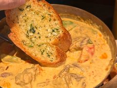 -大头虾越式风味餐厅(光明广场店)