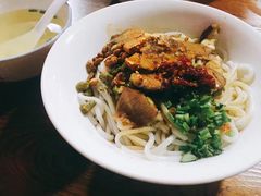 -牛八宝桂林米粉(八里庄店)