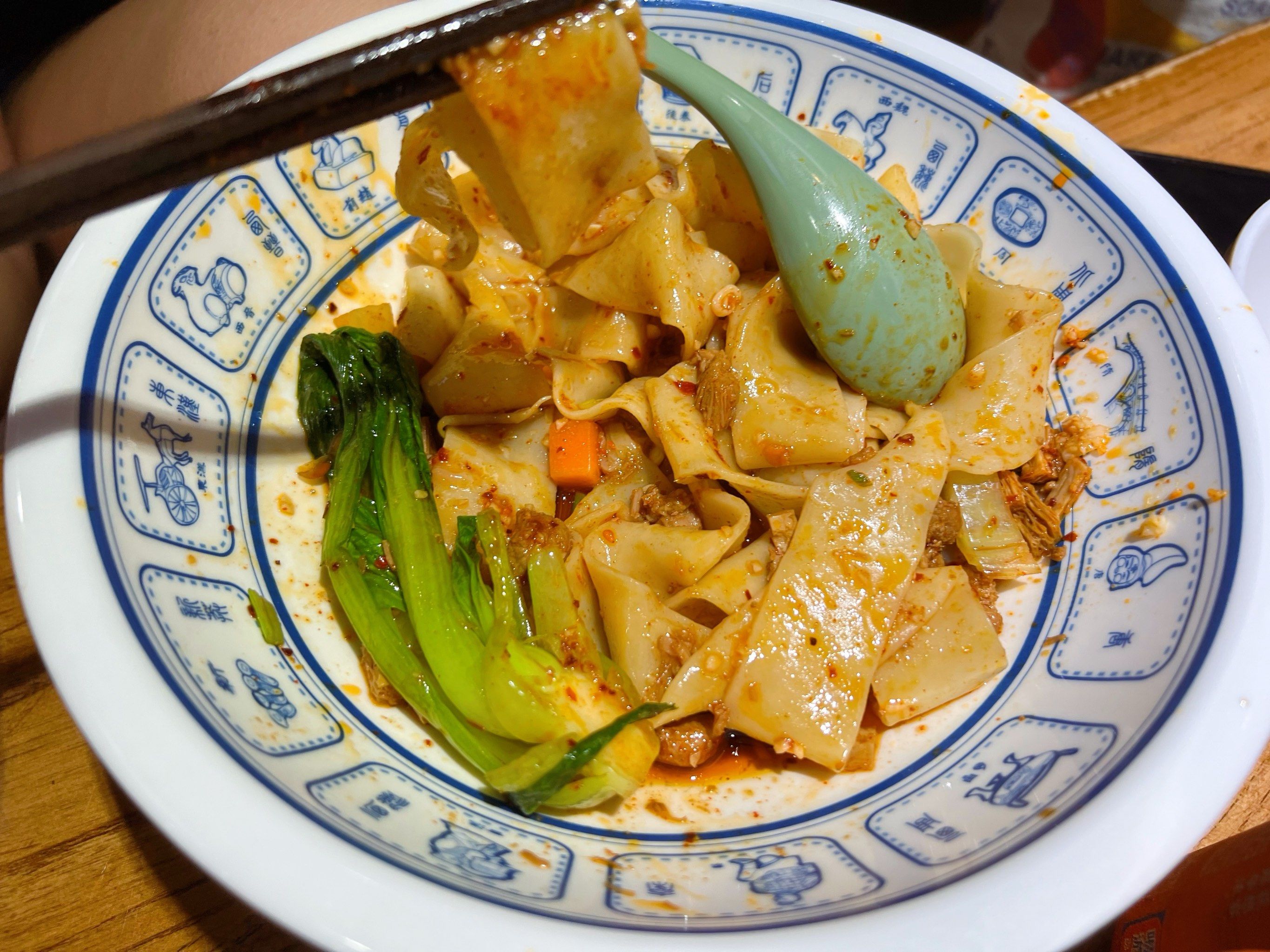 爱上手工面的理由:陕十三肉夹馍