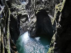 -蝶舞清江·恩施地心谷景区