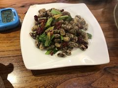 -滇香肴·云南菜蒸汽石锅鱼(云南北路店)