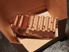 丝滑黑巧慕斯蛋糕-星巴克(吉林财富广场店)