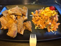 红不让特色鸡排沙拉-暖食光·台式家庭餐厅·生日主题店(万达店)