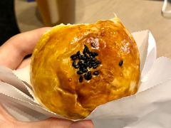 蛋黄酥-西村叔叔的店·面包·甜品·蛋糕(崂山丽达店)
