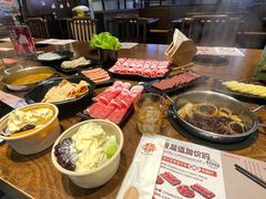 -呷哺呷哺 小火锅 (浦东新欧尚超市店)