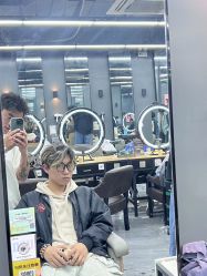 -藤野造型烫发染发
