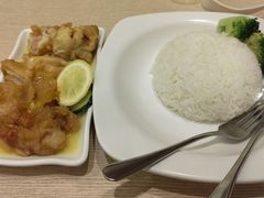 -佰搭果·广式茶餐厅(西华路店)