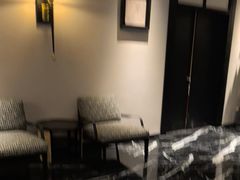 -万泊酒店(长沙五一广场国金中心店)