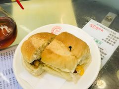 猪扒包-义顺牛奶公司(庇利金街店)