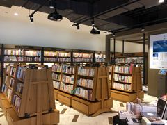 -诚品(信义店)