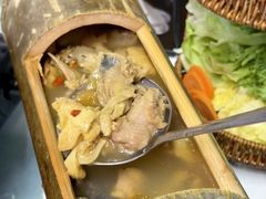 -刘姐啤酒鱼民族演艺餐厅(西街总店)