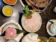 -居石捞·潮汕卤水火锅(华山店)