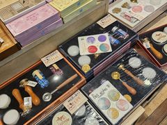 -猫的天空之城概念书店(印象城购物中心店)