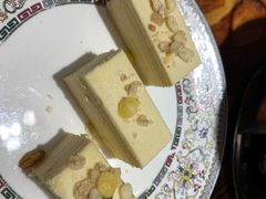 -塔哈尔·新疆盛宴(城西银泰店)
