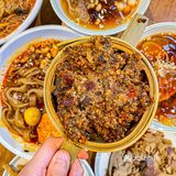 人均20吃成都最地道肥肠粉！实现嗦粉自由！