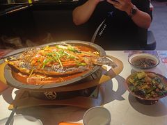 -鸣记脆皮烤鱼·海鲜烤鱼(三八广场店)