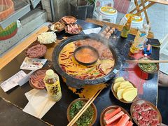 -黄潇洒老火锅(九眼桥宏济巷店)