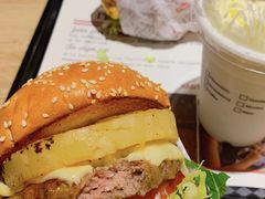 -The Habit Burger Grill 哈比特汉堡(复兴soho店)