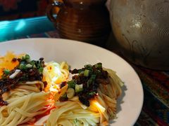 -藏地尼西黑陶餐馆.藏餐.酒馆