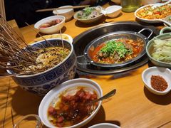 -大众跷脚牛肉馆·非遗传承单位(峨眉山店)