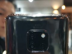 -华为授权体验店(万航渡路)