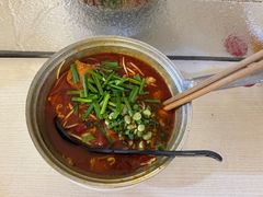 -铁锅哥米线